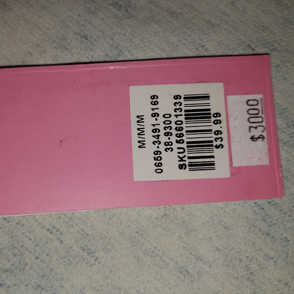 Men's Distressed Jean Vest - Picture 5 of 7